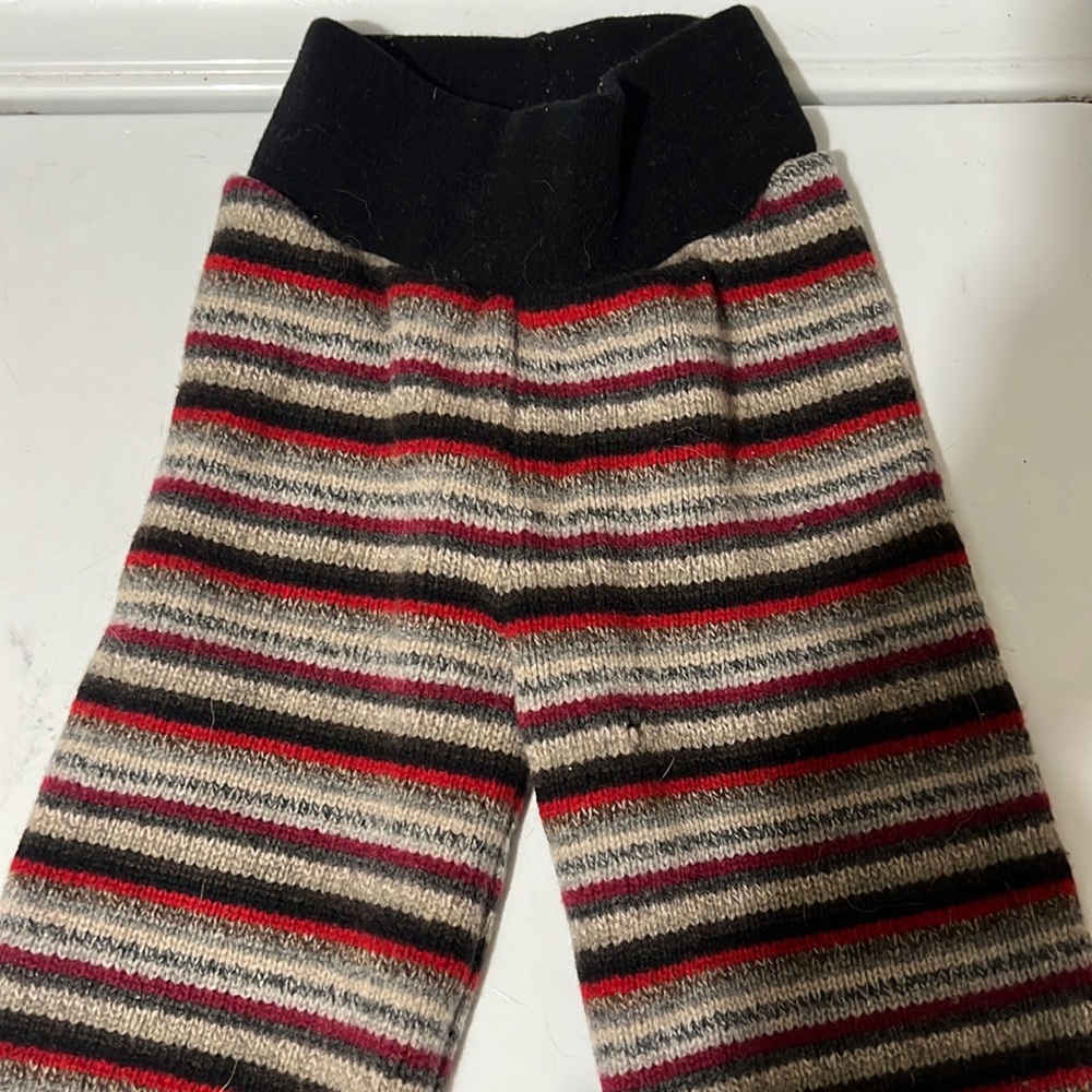 Gently used and well cared for Woollybottoms pants